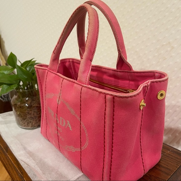 Authentic Prada Canapa Handbag/ sling bag Color Peonia/ Pink - Picture 12 of 15